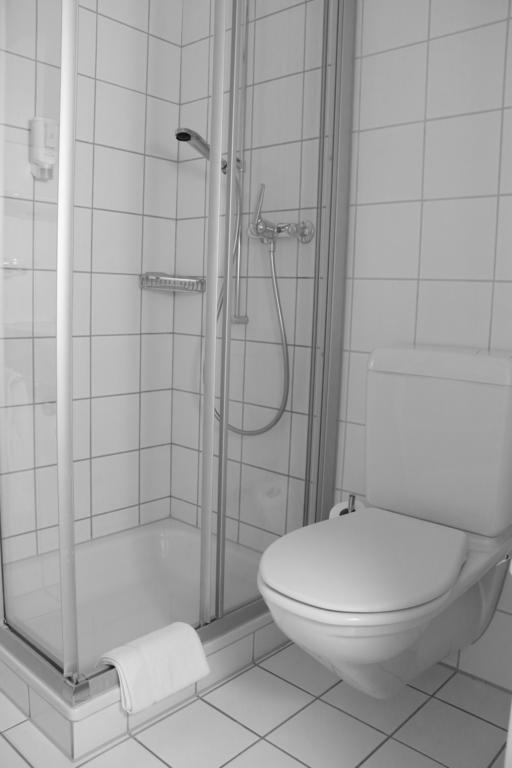 Richemont Hotel Lucerne Room photo